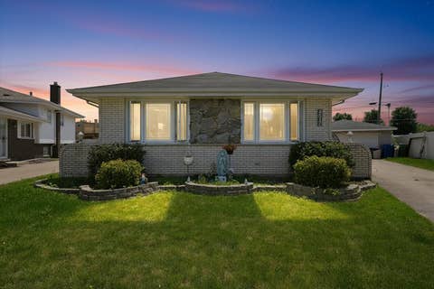 Tiny photo for 4517 110th Place, Oak Lawn, IL 60453 (MLS # 12734921)