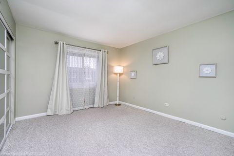 Tiny photo for 9448 BAY COLONY Drive #3S, Des Plaines, IL 60016 (MLS # 12584642)