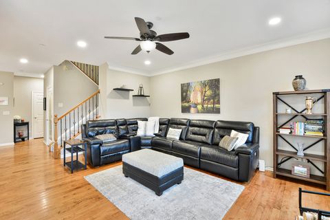 Tiny photo for 35 Red Tail Drive, Hawthorn Woods, IL 60047 (MLS # 12590806)