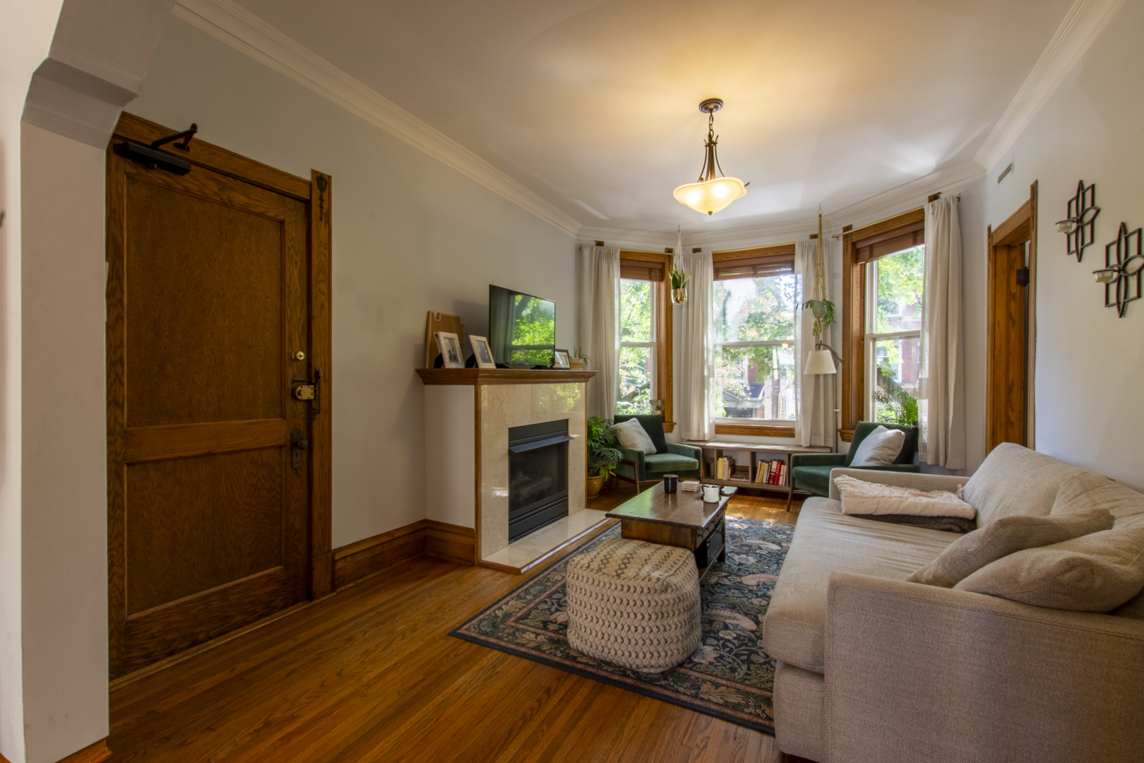 2152 W Cortez Street 2W