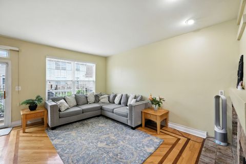 Tiny photo for 1270 Georgetown Way, Vernon Hills, IL 60061 (MLS # 12558708)