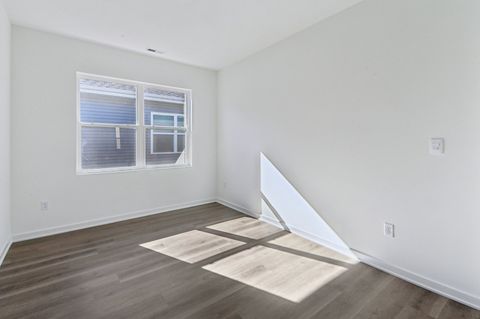 Tiny photo for 777 Plateau Drive, Pingree Grove, IL 60140 (MLS # 12617754)