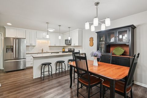 Tiny photo for 1628 Hilton Head Drive, Naperville, IL 60563 (MLS # 12602313)