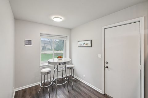 Tiny photo for 1628 Hilton Head Drive, Naperville, IL 60563 (MLS # 12602313)