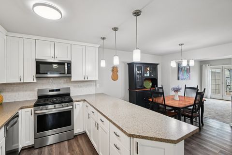 Tiny photo for 1628 Hilton Head Drive, Naperville, IL 60563 (MLS # 12602313)