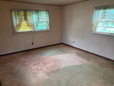Tiny photo for 1010 HELEN Avenue, Joliet, IL 60433 (MLS # 12431534)