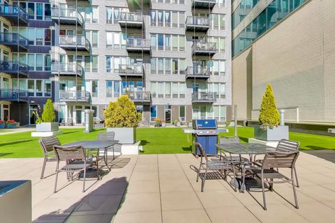 Tiny photo for 565 W Quincy Street #801, Chicago, IL 60661 (MLS # 12622503)