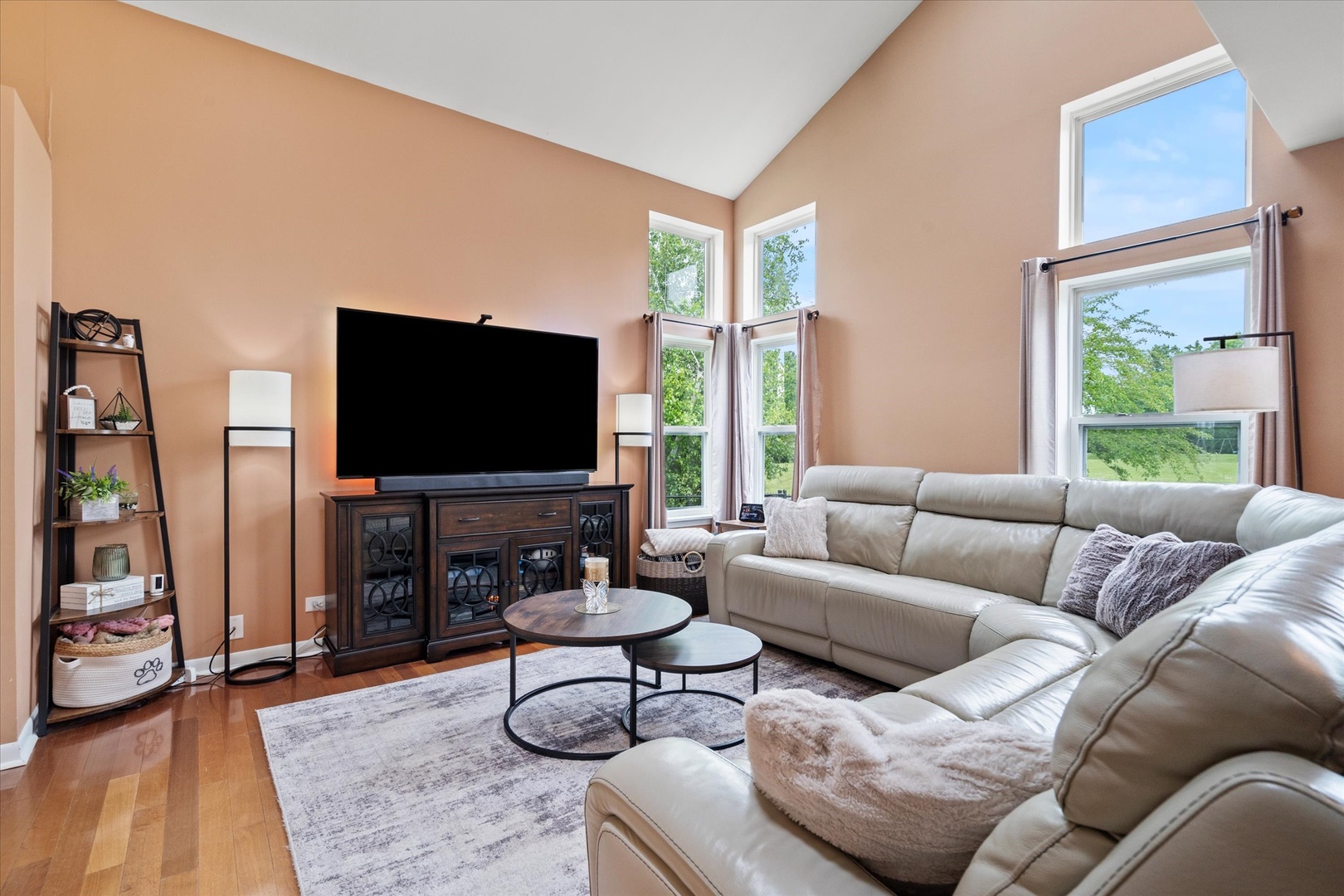 638 E Princeton Court