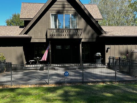 Tiny photo for 403 Oakwood Drive, Carterville, IL 62918 (MLS # 12582225)