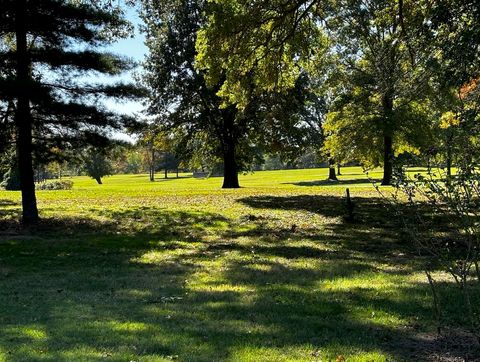 Tiny photo for 403 Oakwood Drive, Carterville, IL 62918 (MLS # 12582225)