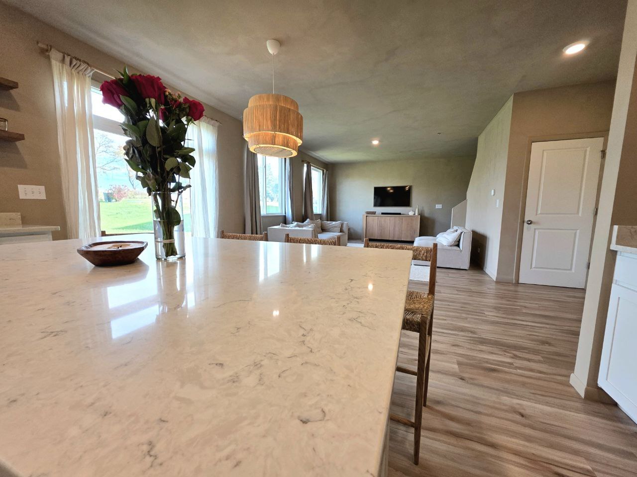 2381 Fairview Circle