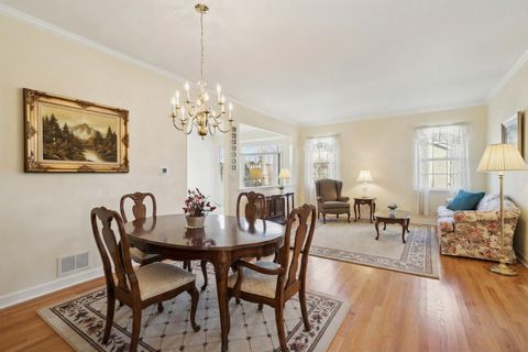 Tiny photo for 2382 Carillon Drive, Grayslake, IL 60030 (MLS # 12591192)