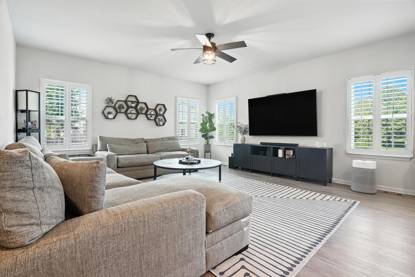 2632 Pecos Circle