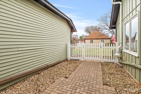 Tiny photo for 48 Garden Drive, Montgomery, IL 60538 (MLS # 12605681)