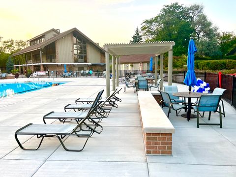 Tiny photo for 77 Lake Hinsdale Drive #103, Willowbrook, IL 60527 (MLS # 12486967)