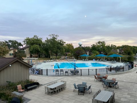 Tiny photo for 77 Lake Hinsdale Drive #103, Willowbrook, IL 60527 (MLS # 12486967)