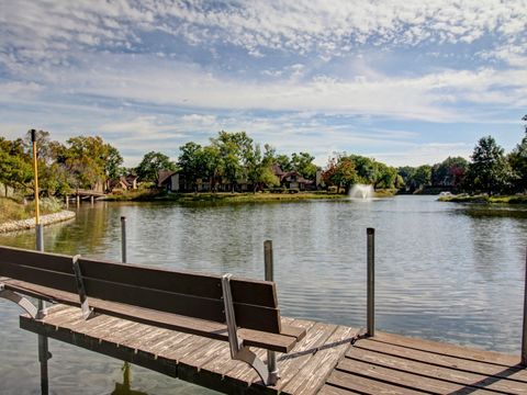 Tiny photo for 77 Lake Hinsdale Drive #103, Willowbrook, IL 60527 (MLS # 12486967)