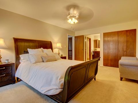 Tiny photo for 77 Lake Hinsdale Drive #103, Willowbrook, IL 60527 (MLS # 12486967)