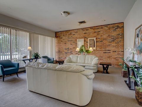 Tiny photo for 77 Lake Hinsdale Drive #103, Willowbrook, IL 60527 (MLS # 12486967)