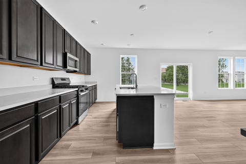 Tiny photo for 180 Blazing Star Trail, Oswego, IL 60543 (MLS # 12726196)