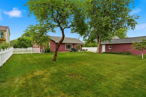 Tiny photo for 1036 E Howard Street, Pontiac, IL 61764 (MLS # 12702375)