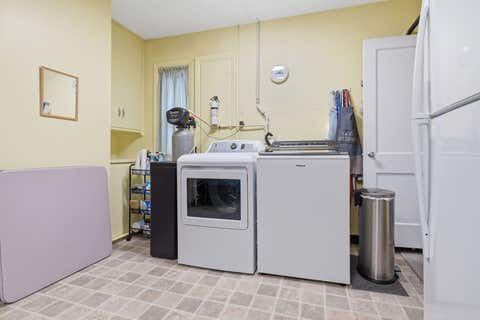 Tiny photo for 1036 E Howard Street, Pontiac, IL 61764 (MLS # 12702375)