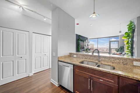 Tiny photo for 100 E 14th Street #2809, Chicago, IL 60605 (MLS # 12631705)