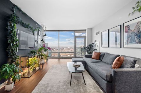 Tiny photo for 100 E 14th Street #2809, Chicago, IL 60605 (MLS # 12631705)