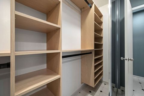 Tiny photo for 300 W Grand Avenue #209, Chicago, IL 60654 (MLS # 12530338)