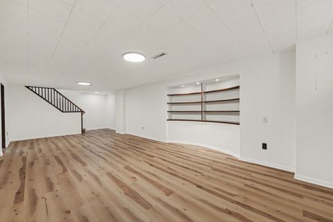 Tiny photo for 10324 S Claremont Avenue, Chicago, IL 60643 (MLS # 12715200)