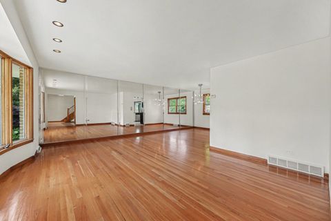 Tiny photo for 10324 S Claremont Avenue, Chicago, IL 60643 (MLS # 12715200)
