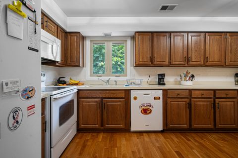 Tiny photo for 8996 Archer Avenue #2D, Willow Springs, IL 60480 (MLS # 12457510)