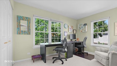 Tiny photo for 2637 N Greenwood Place #2637, Arlington Heights, IL 60004 (MLS # 12676202)