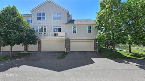 Tiny photo for 2637 N Greenwood Place #2637, Arlington Heights, IL 60004 (MLS # 12676202)