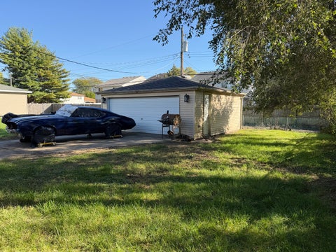 Tiny photo for 2829 139th Street, Blue Island, IL 60406 (MLS # 12783438)