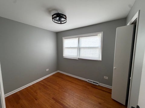 Tiny photo for 2829 139th Street, Blue Island, IL 60406 (MLS # 12783438)