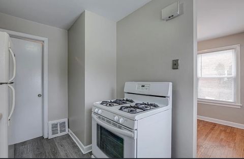 Tiny photo for 617 Waukegan Road, Deerfield, IL 60015 (MLS # 12595170)