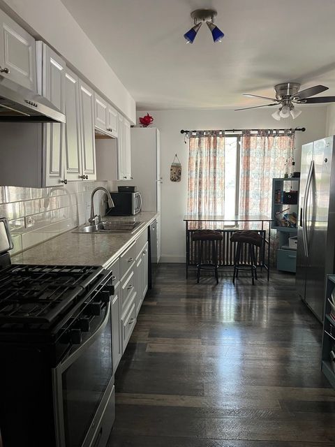 Tiny photo for 18650 Golfview Drive, Hazel Crest, IL 60429 (MLS # 12601335)