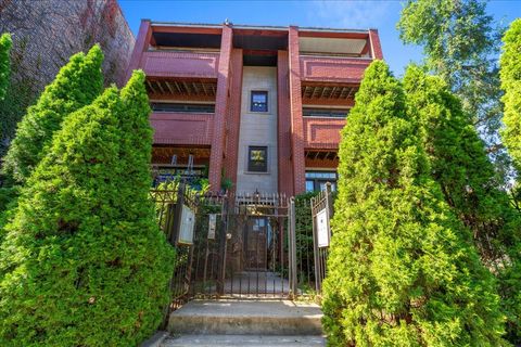 6500 S MINERVA Avenue 2S Chicago IL 60637