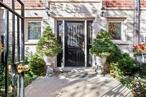 Tiny photo for 658 N Green Street, Chicago, IL 60642 (MLS # 12511458)