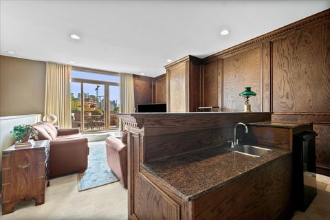 Tiny photo for 658 N Green Street, Chicago, IL 60642 (MLS # 12511458)