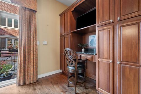 Tiny photo for 658 N Green Street, Chicago, IL 60642 (MLS # 12511458)