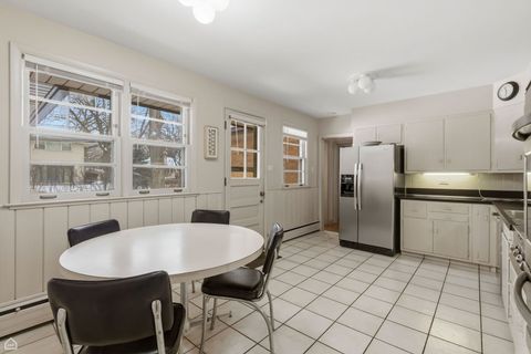 Tiny photo for 6543 Kolmar Avenue, Lincolnwood, IL 60712 (MLS # 12606491)