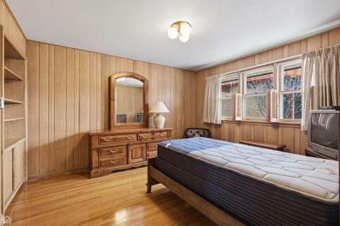 Tiny photo for 6543 Kolmar Avenue, Lincolnwood, IL 60712 (MLS # 12606491)