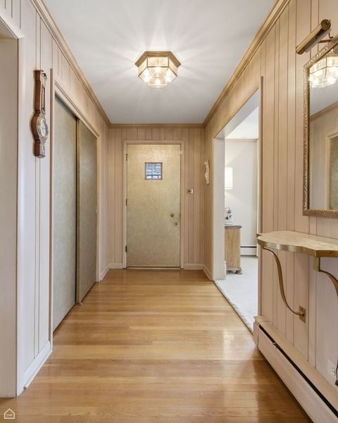 Tiny photo for 6543 Kolmar Avenue, Lincolnwood, IL 60712 (MLS # 12606491)