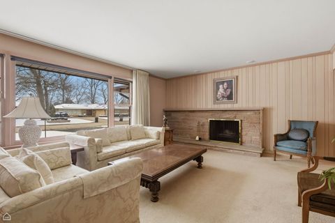 Tiny photo for 6543 Kolmar Avenue, Lincolnwood, IL 60712 (MLS # 12606491)