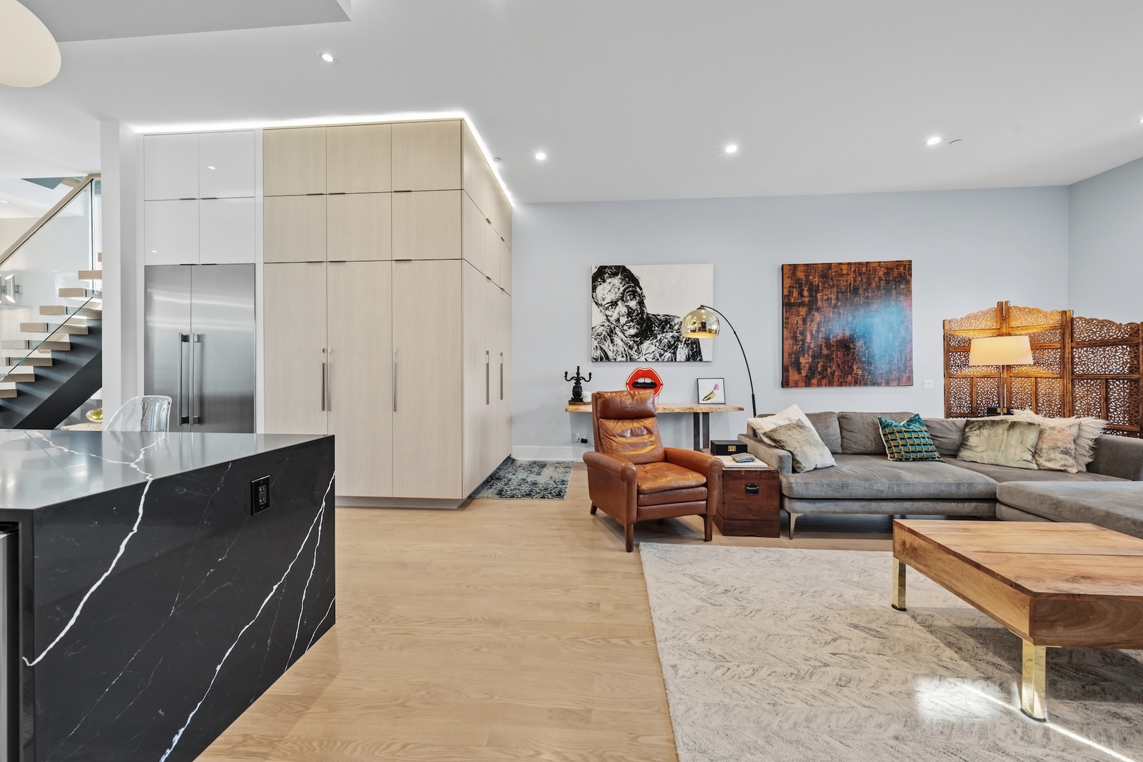 2456 W Ohio Street, Chicago, IL, 60612 2 2456 W Ohio Street