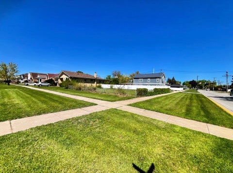 Photo of 6910 43rd Street, Berwyn, IL 60402 (MLS # 12760882)