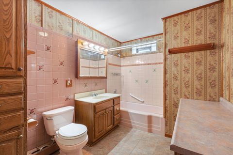 Tiny photo for 23433 N Summit Drive, Barrington, IL 60010 (MLS # 12492423)