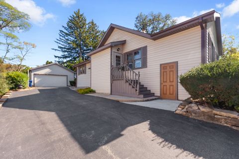 Tiny photo for 23433 N Summit Drive, Barrington, IL 60010 (MLS # 12492423)